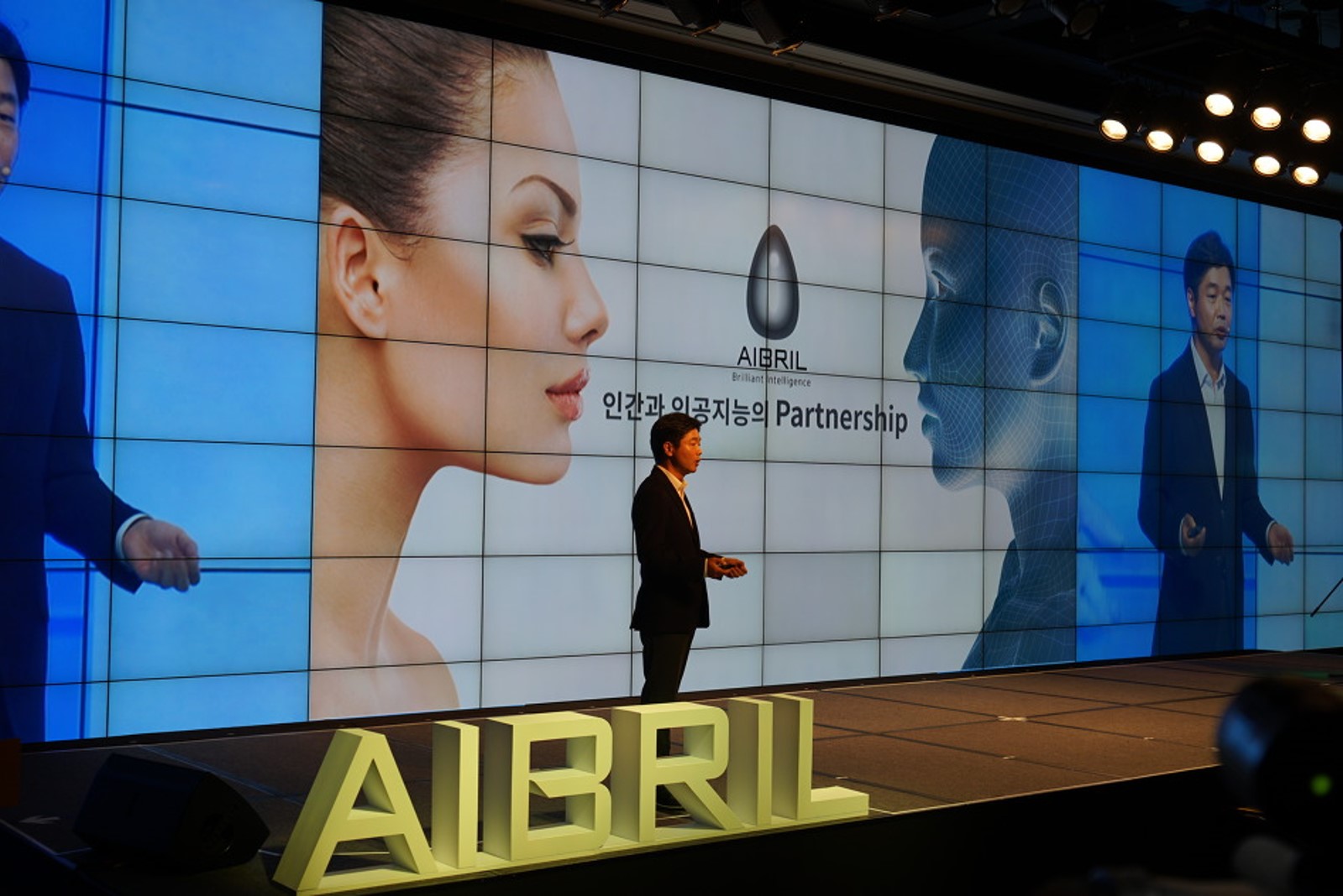 AIBRIL OPENING DAY